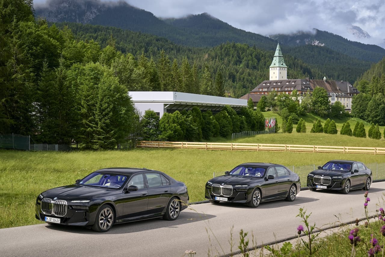 Cover Image for BMW macht i7 zum Hochsicherheitsfahrzeug