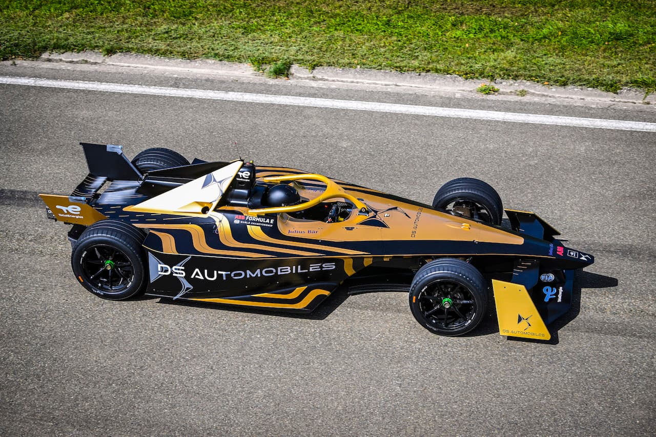 Cover Image for Was die Formel E Rekorde für die Entwicklung von DS E-Autos bedeuten