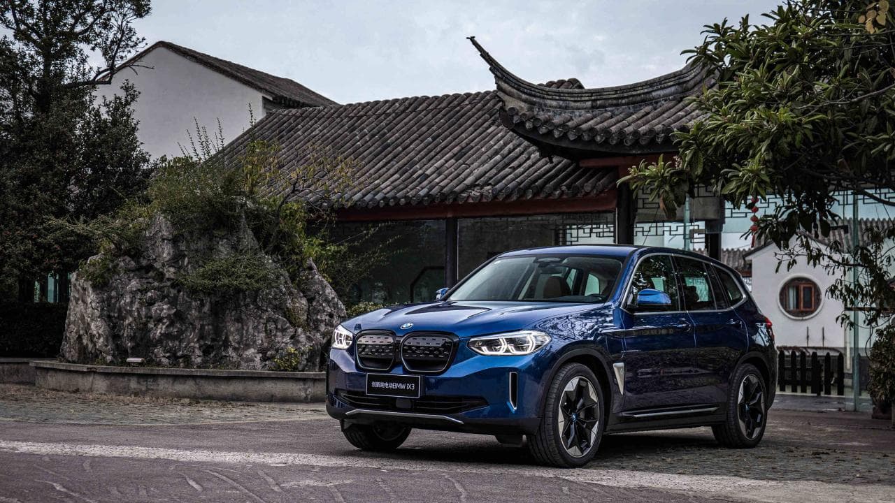 Cover Image for BMW soll Rundzellen für die Neue Klasse E-Autos von Chinas EVE beziehen