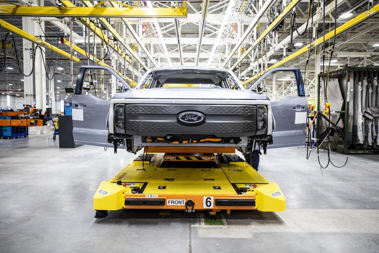 Cover Image for Ford stoppt Produktion des Elektro-Pickup-Truck F-150 Lightning