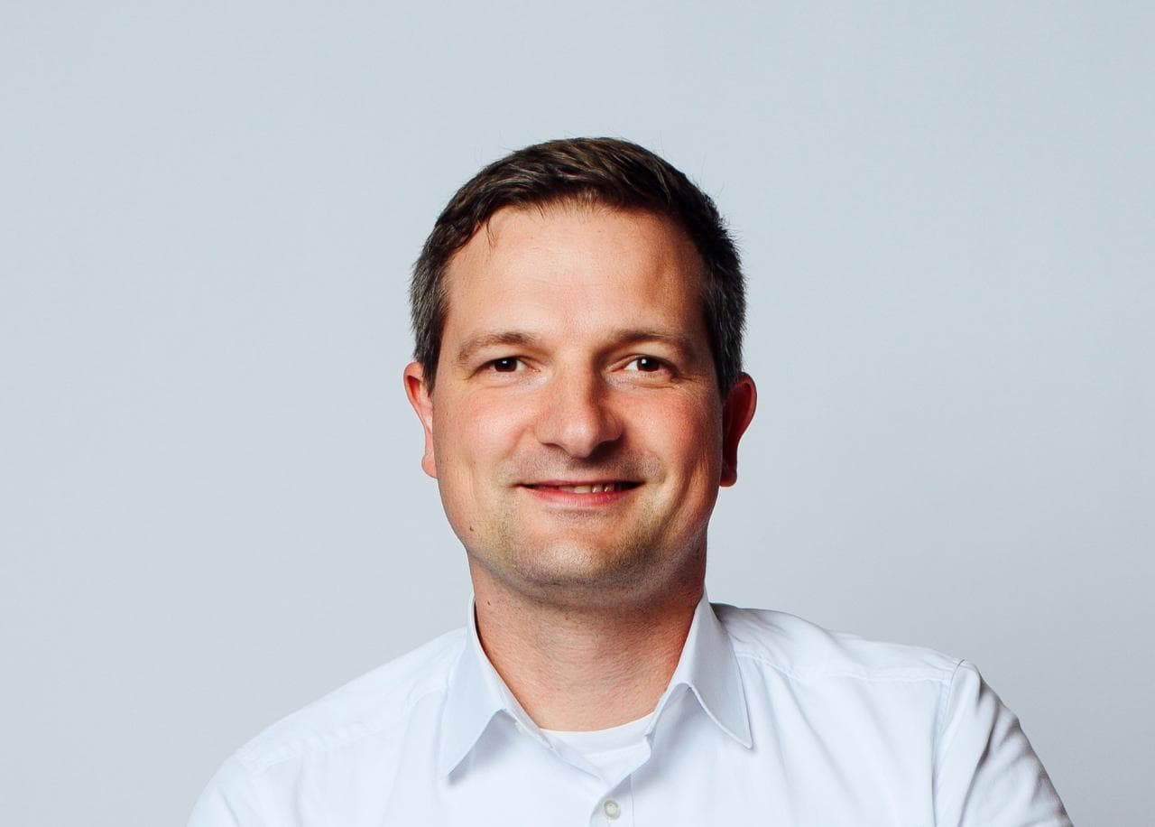 Cover Image for Mathias Knauer, Total Energies über den Weg hin zur Multi-Energie-Tankstelle