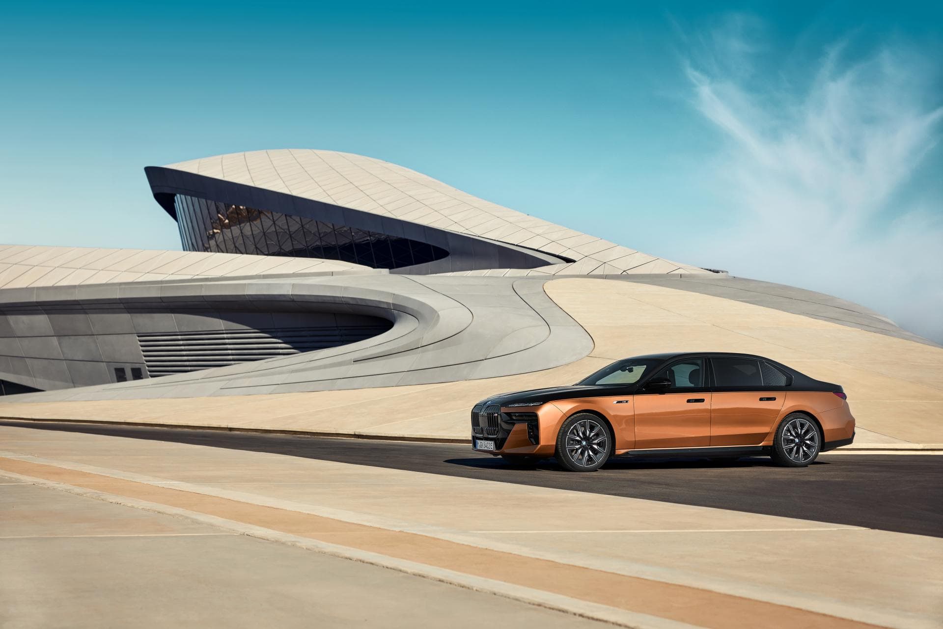 Cover Image for BMW i7 M70 xDrive: Performance E-Auto der Luxusklasse