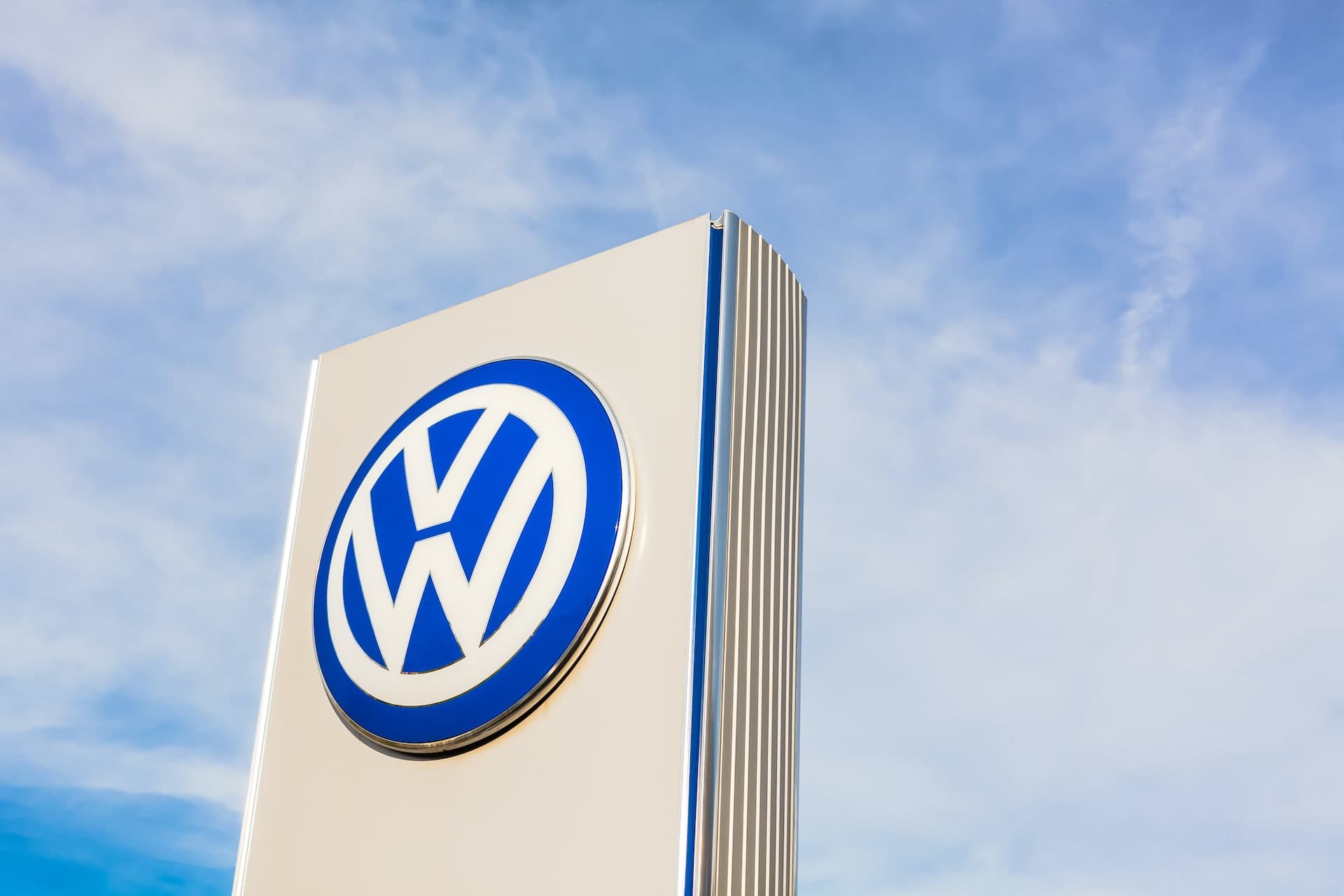 Cover Image for VW und Tesla stellen sich gegen Australiens Autolobby