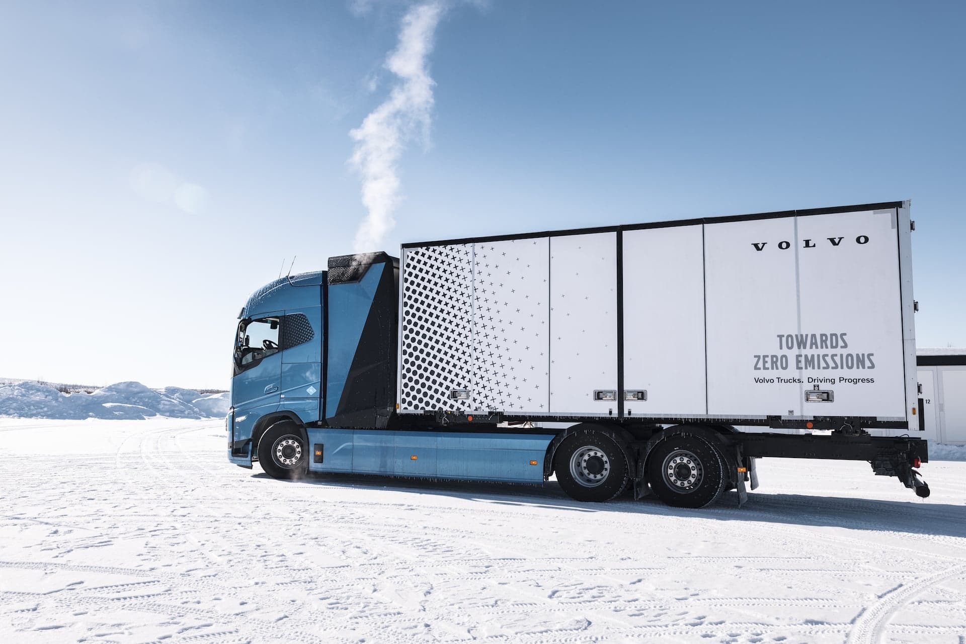 Cover Image for Volvo testet Wasserstoff-Lkw erstmals öffentlich