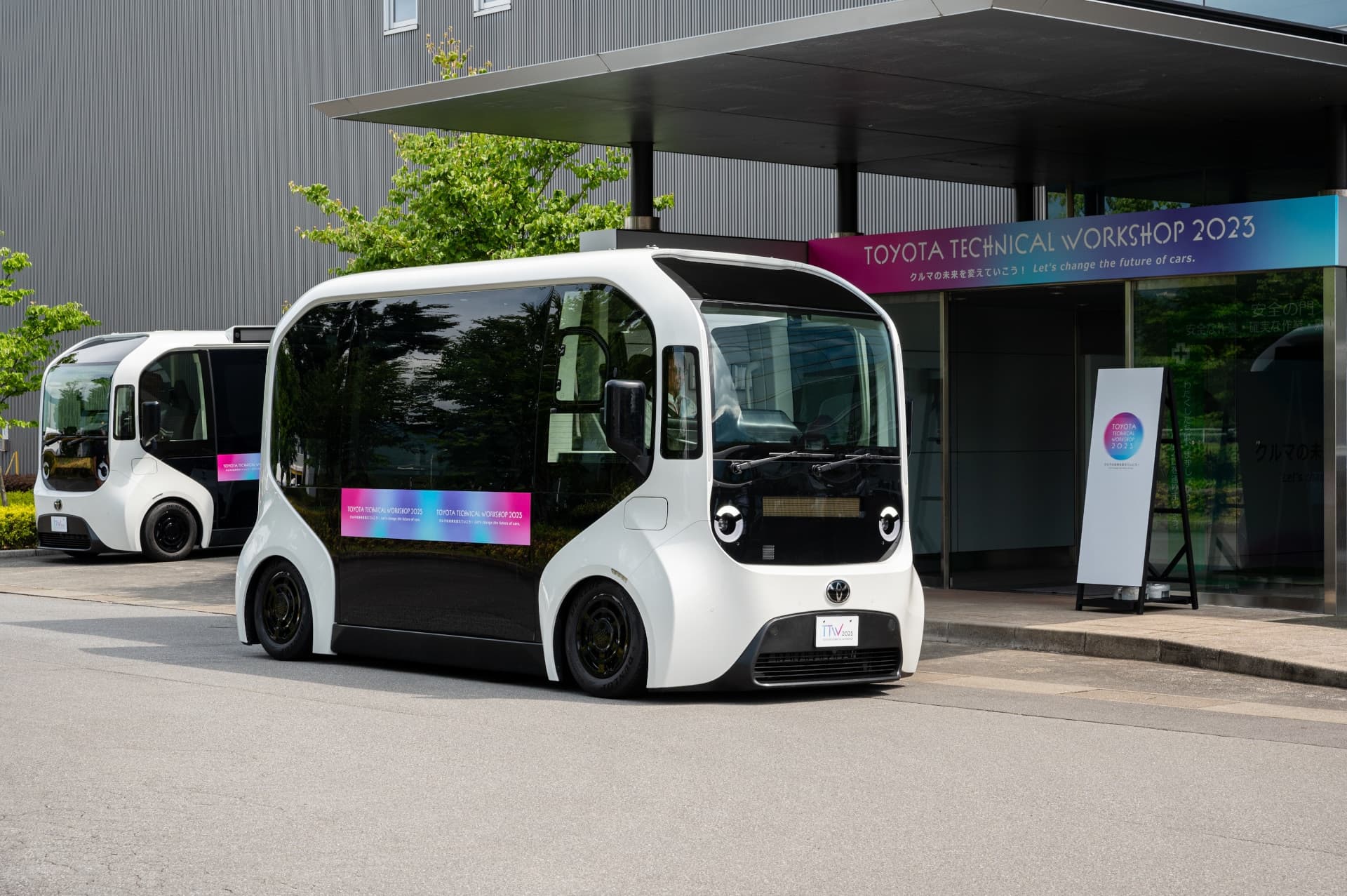 Cover Image for Elektro und Wasserstoff: Diese Strategie fährt Toyota