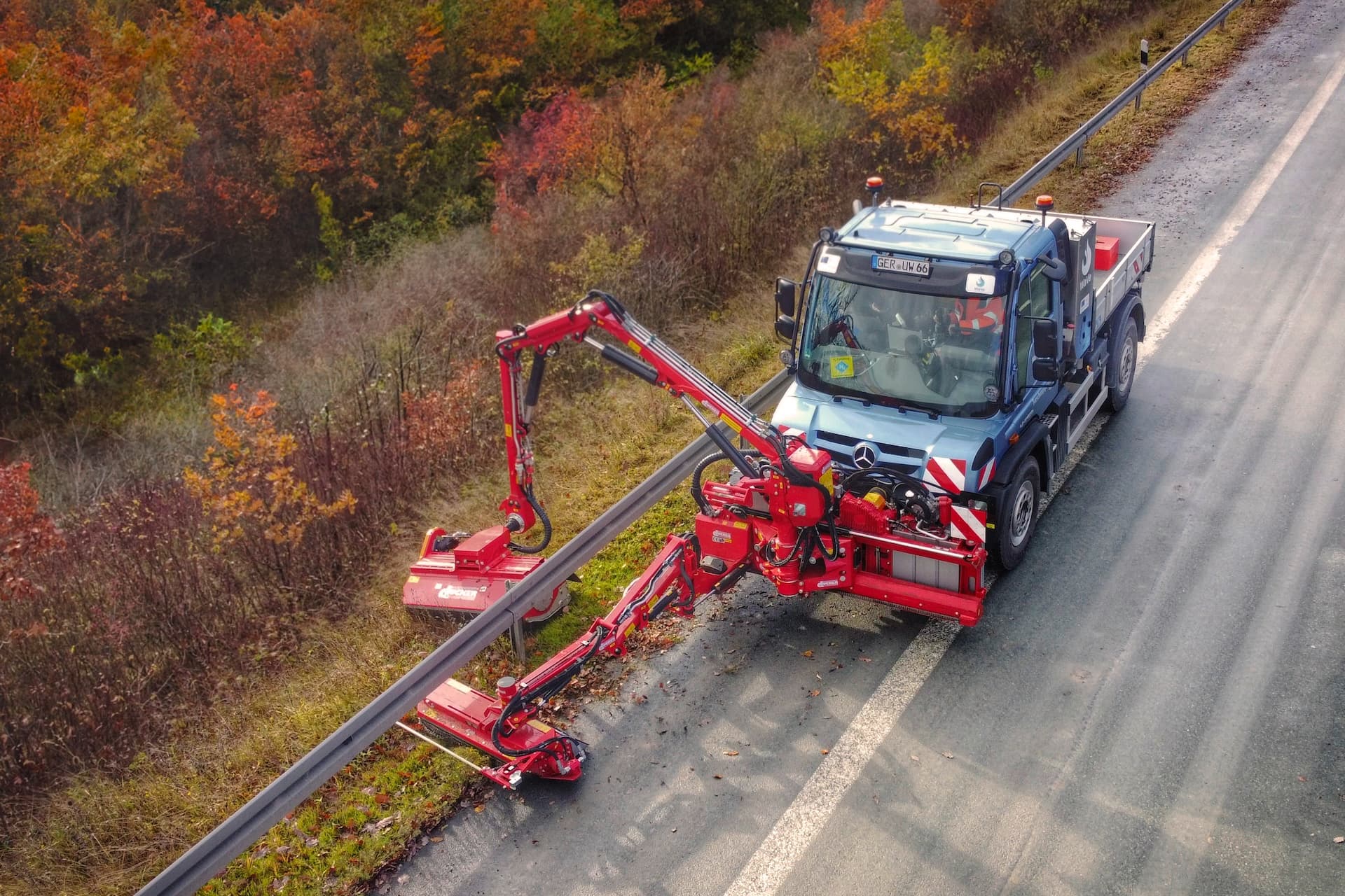 Cover Image for Mercedes entwickelt Wasserstoff-Unimog