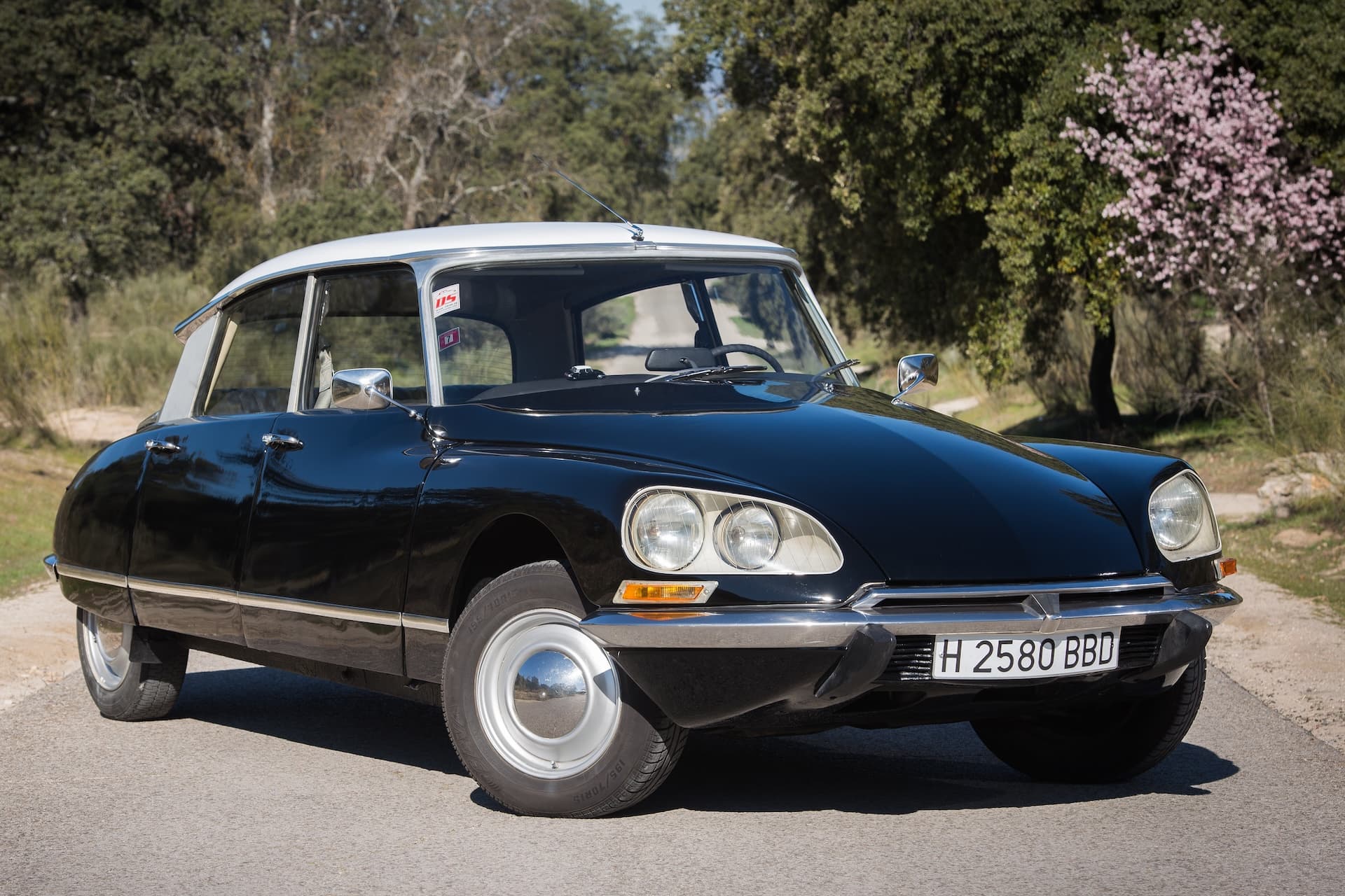 Cover Image for „Göttin“ unter Strom: Kommt die DS als Elektroauto zurück?