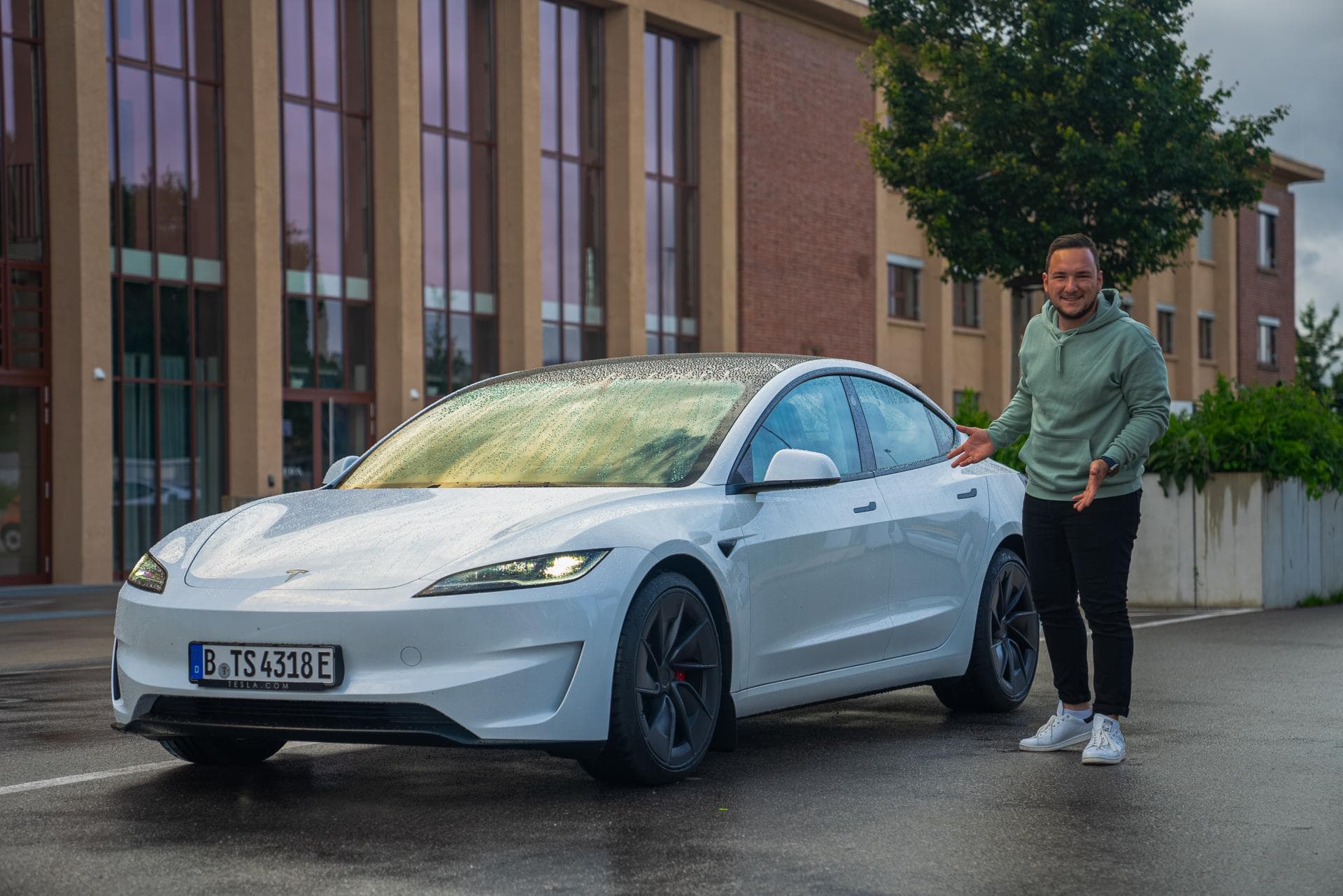 Cover Image for Fahrbericht des Tesla Model 3 Performance