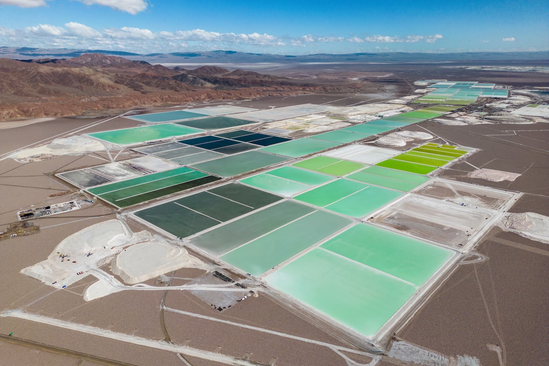 Cover Image for Lithium: Rohstoff mit politischer Sprengkraft