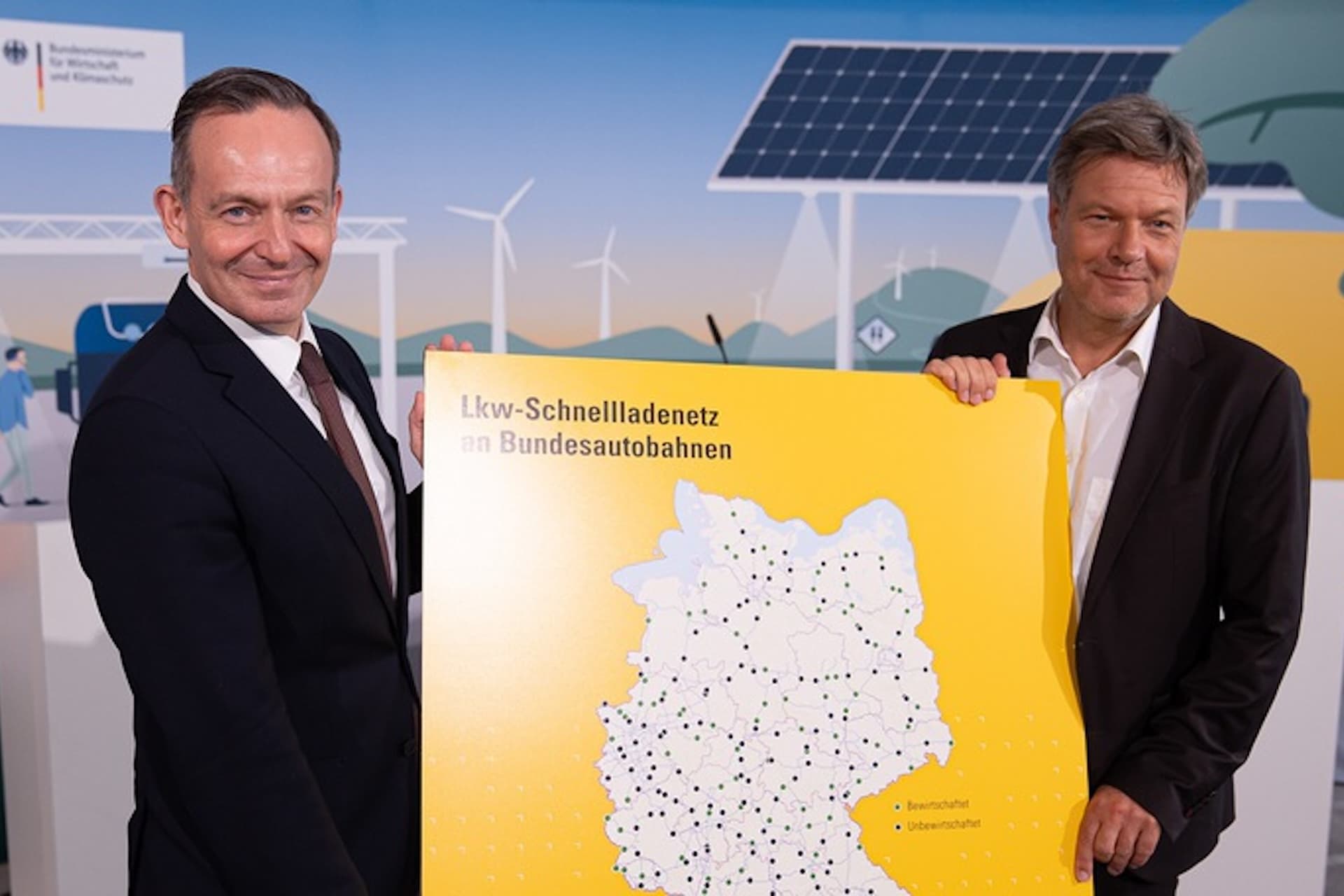 Cover Image for So stellt sich der Bund das Ladenetz für E-Lkw in Zukunft vor