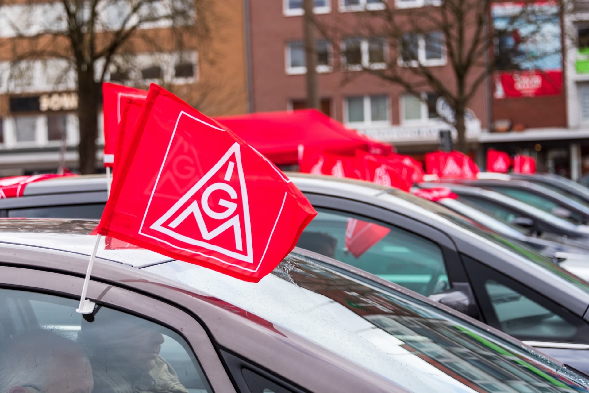 Cover Image for IG Metall warnt vor Jobverlusten bei Automobil-Zulieferern