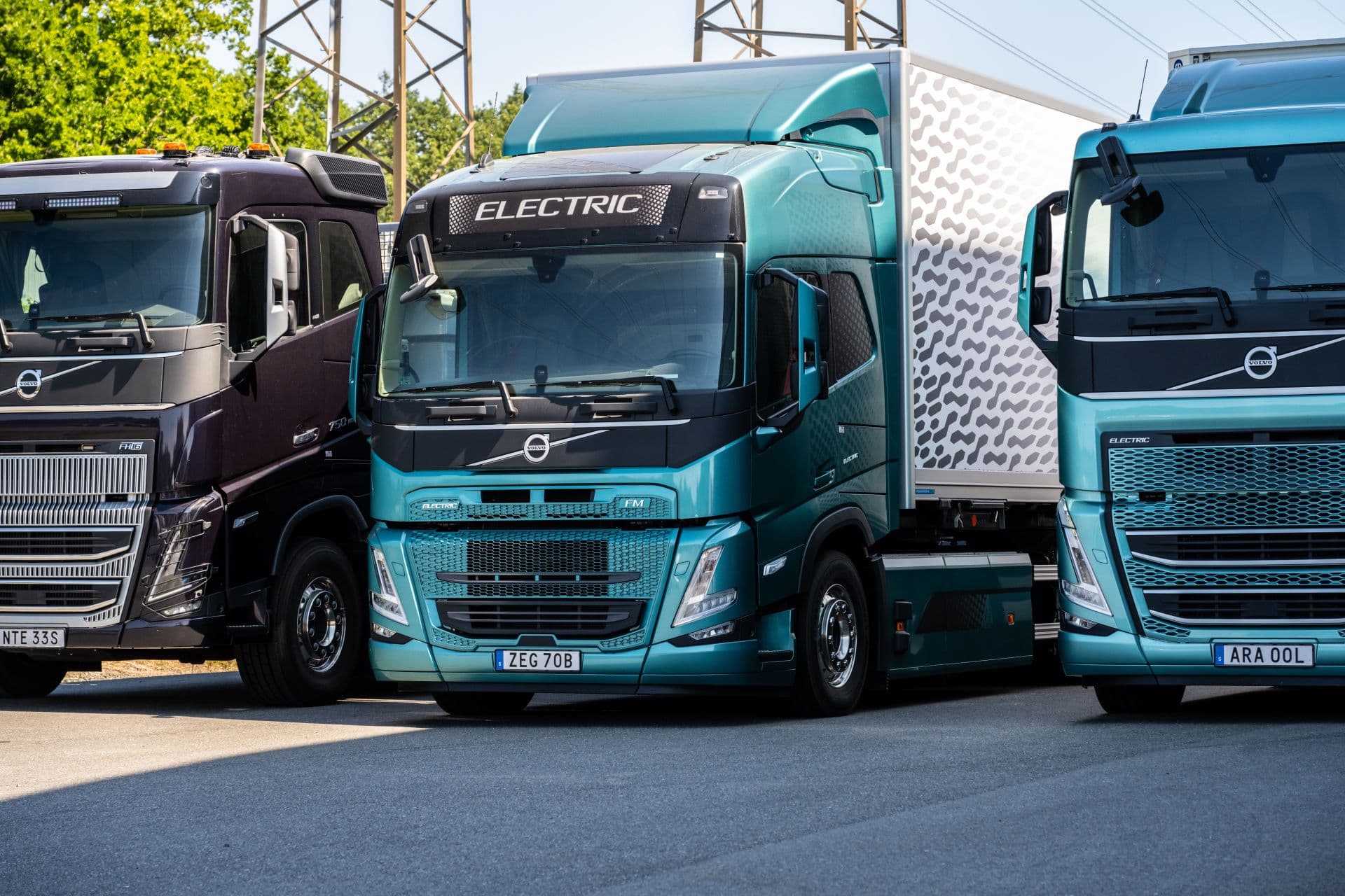 Cover Image for Wirtschaftsweise raten zu Elektro-Lkw statt Wasserstoff und E-Fuels