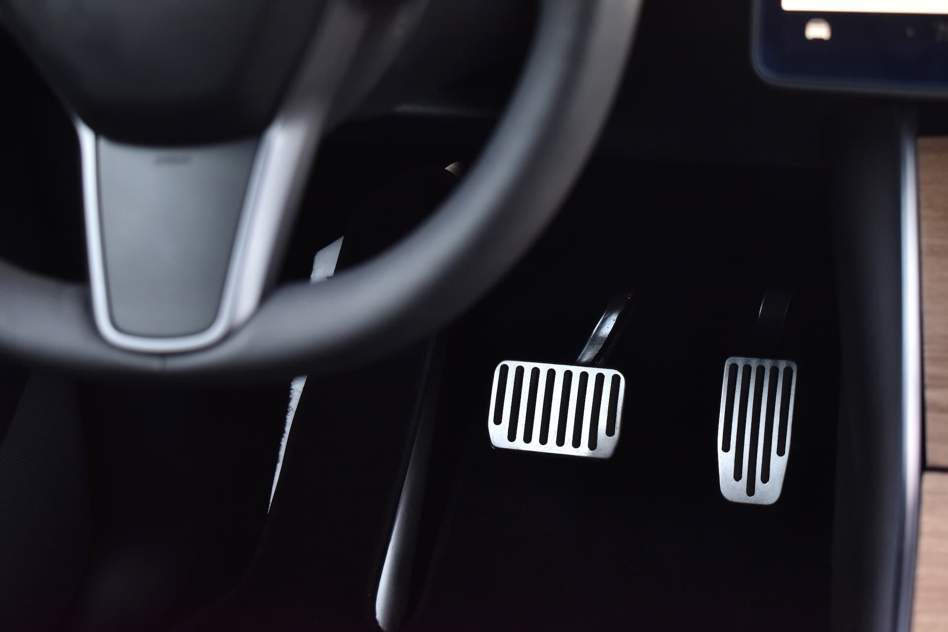 Cover Image for Ratgeber: Vorteile, Nachteile und FAQ zum One Pedal Driving