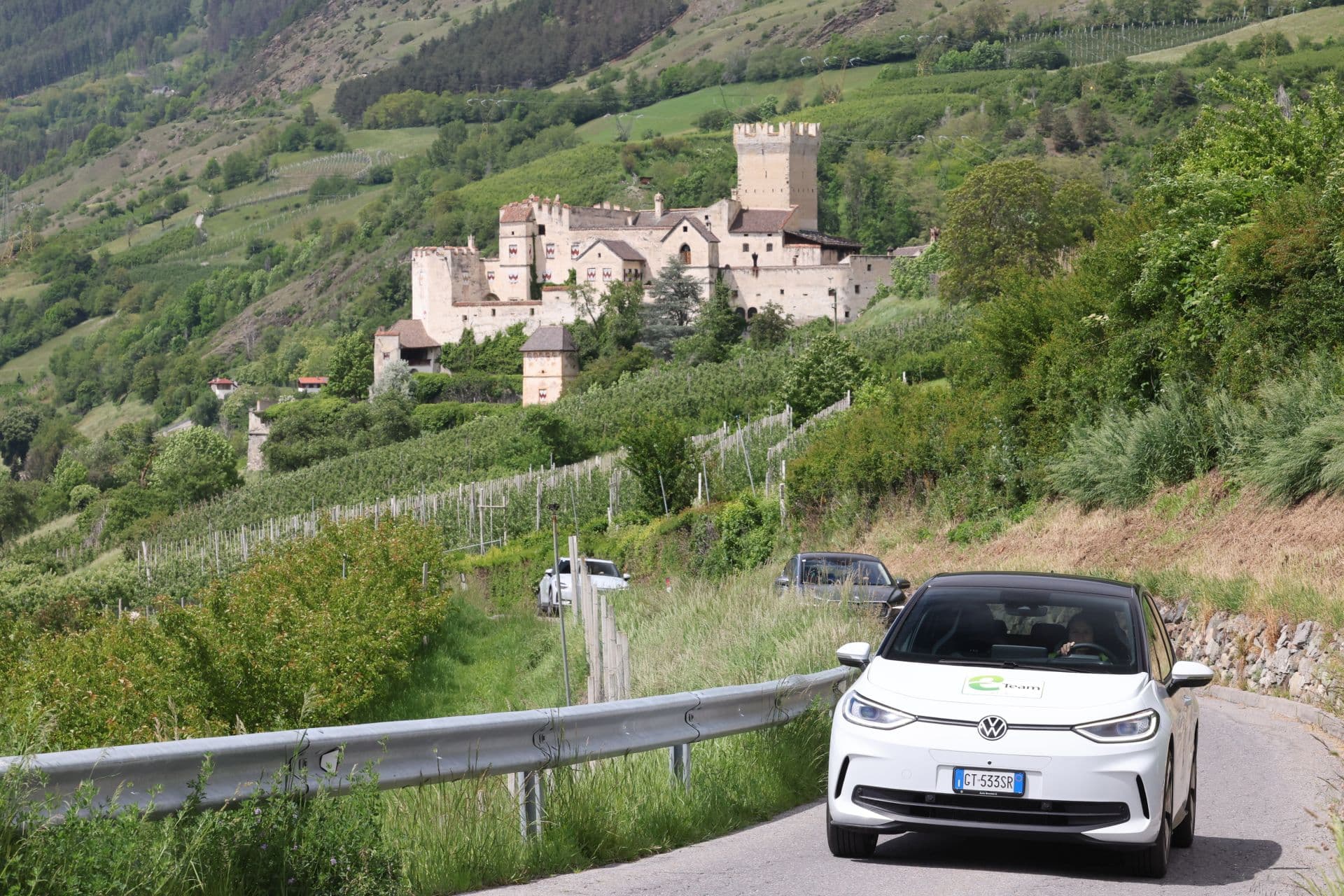 Cover Image for Schenna E-Motion 2025: Elektroautos im Härtetest