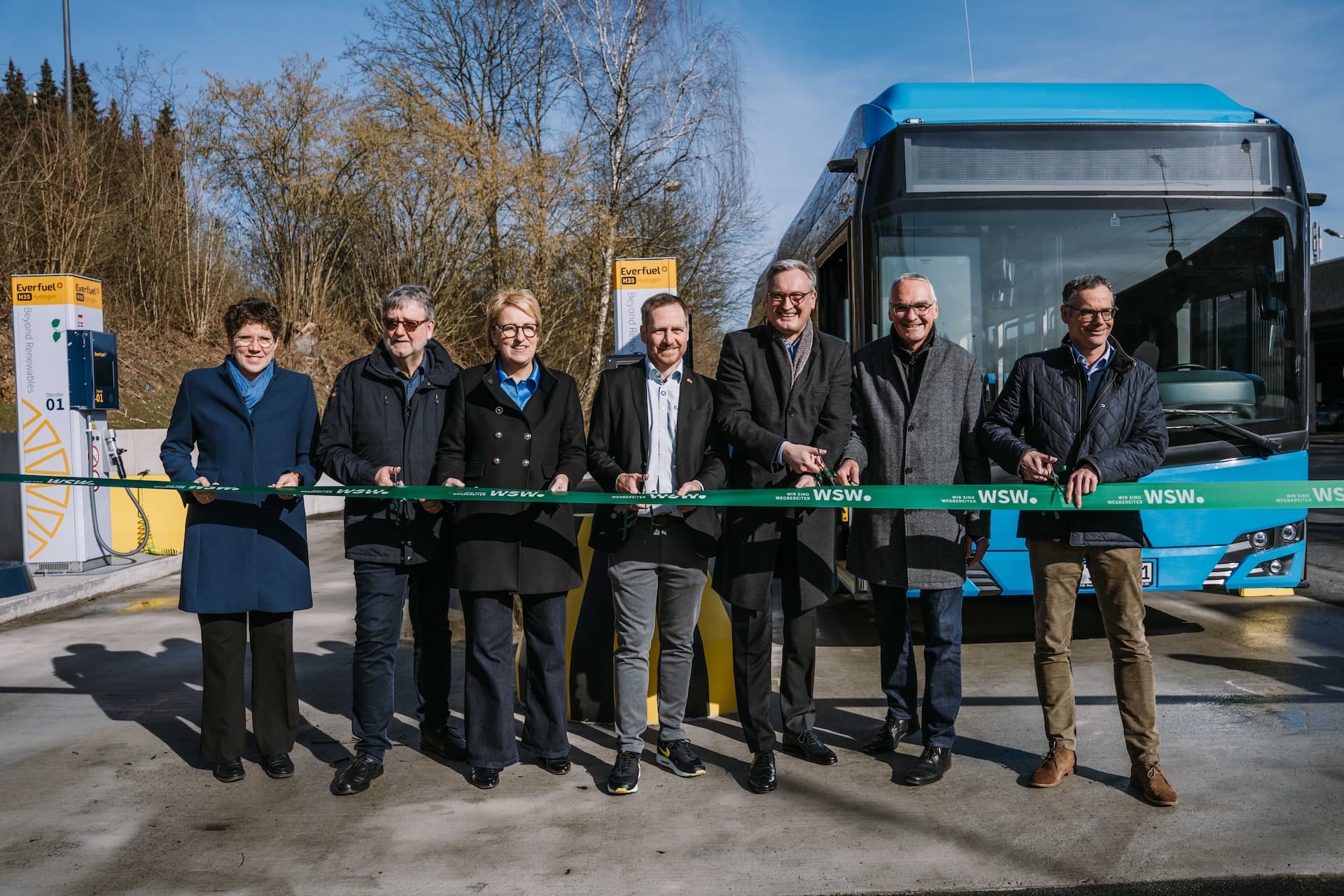 Cover Image for Wuppertal flottet 32 weitere Wasserstoffbusse ein