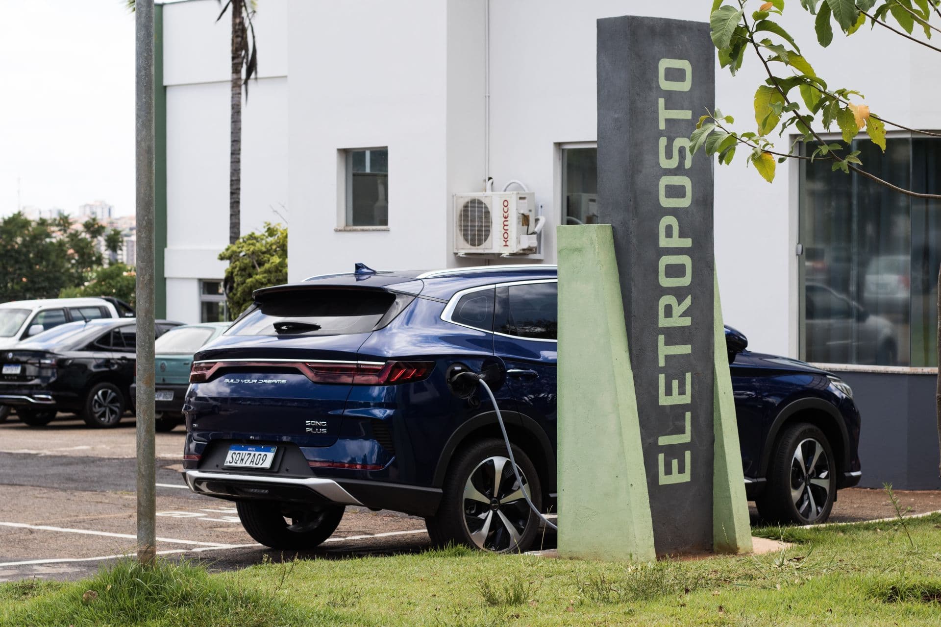 Cover Image for Exportflut chinesischer E-Autos nach Brasilien