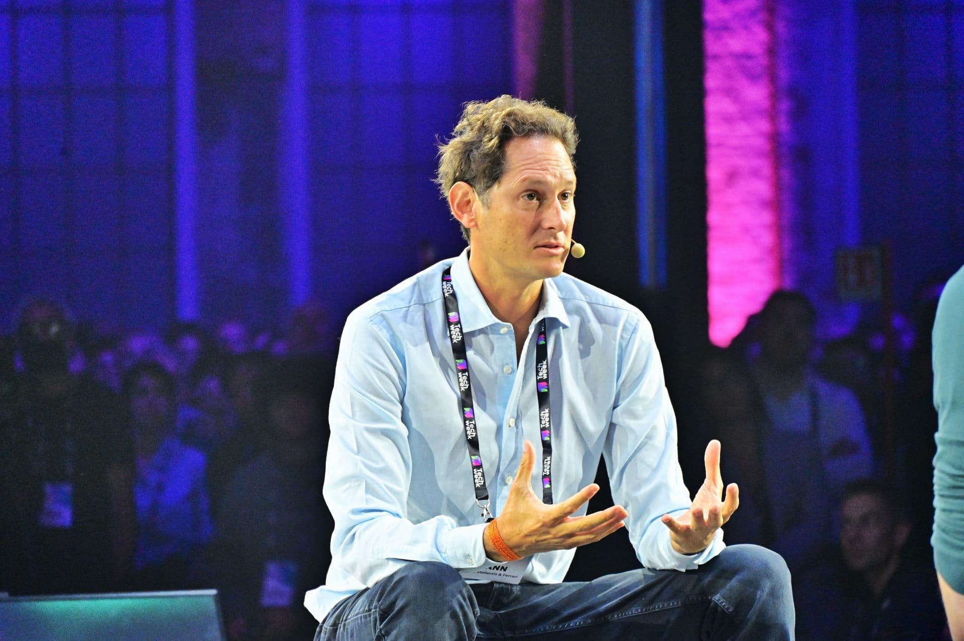 Cover Image for Stellantis-Vorsitzender: EU-Regularien machen Kleinstwagen teuer