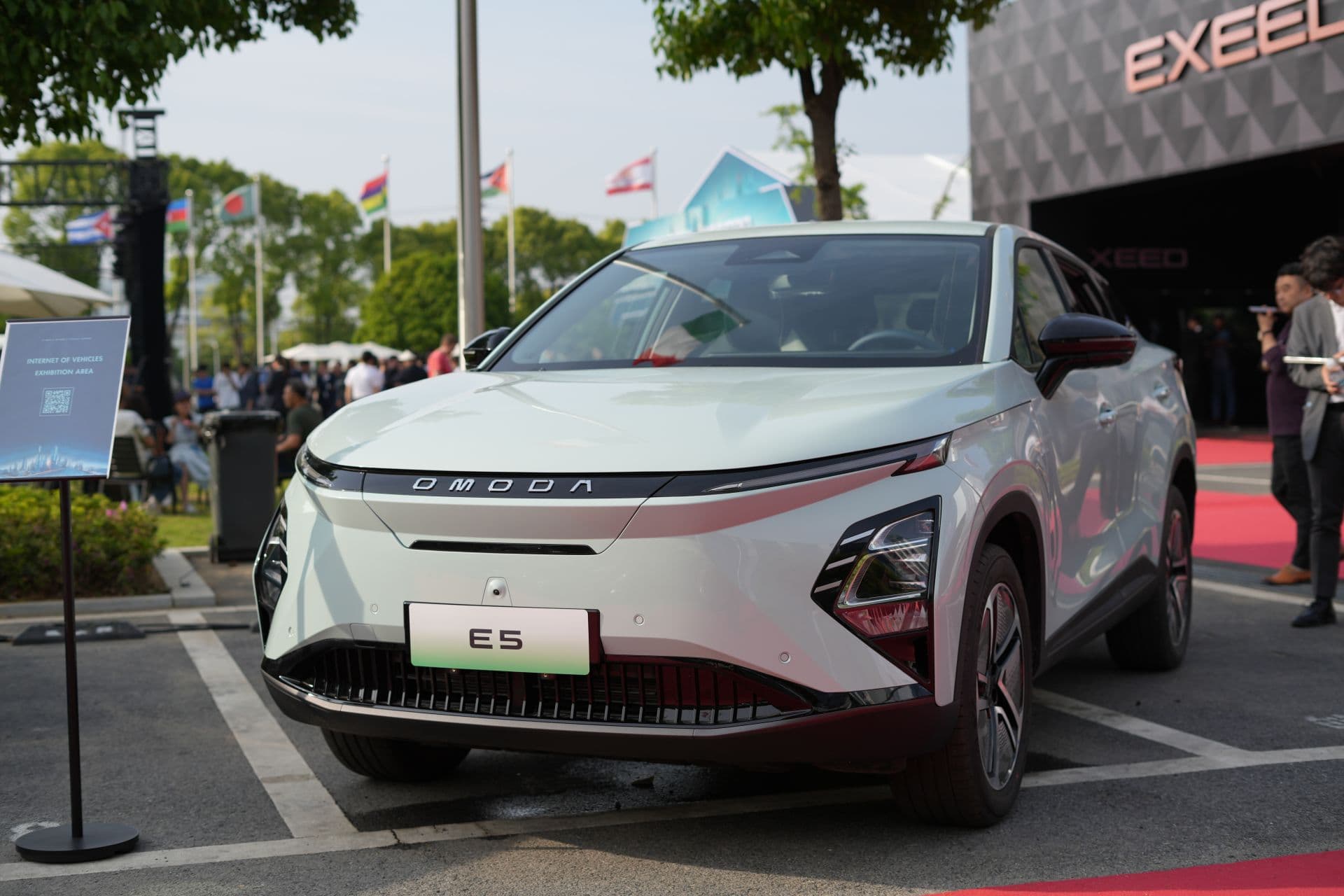 Cover Image for 1300 Kilometer Reichweite: Chery stellt Festkörperakku vor