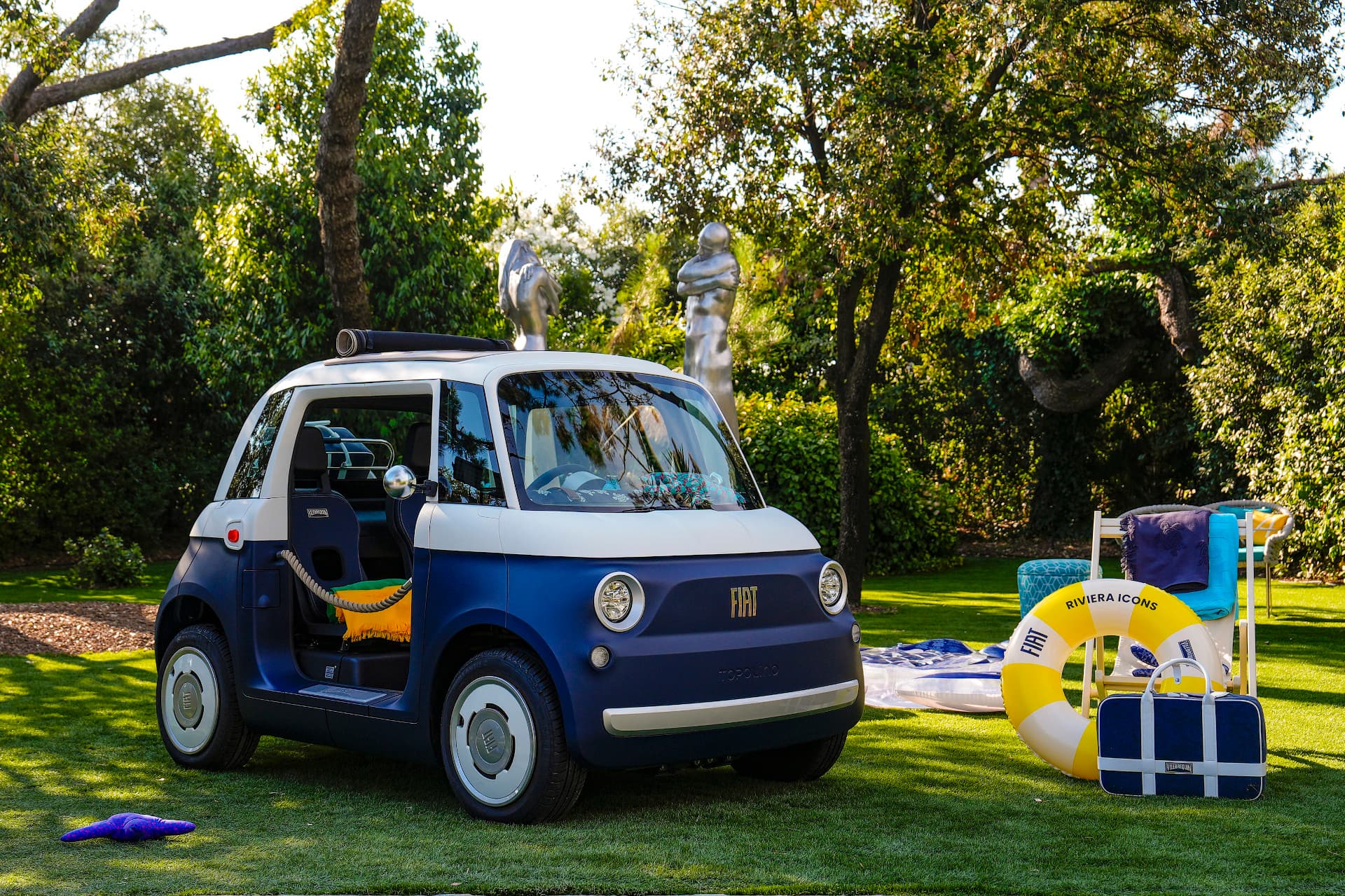 Cover Image for Fiat Topolino wird mit Vilebrequin zum schicken Strandmobil