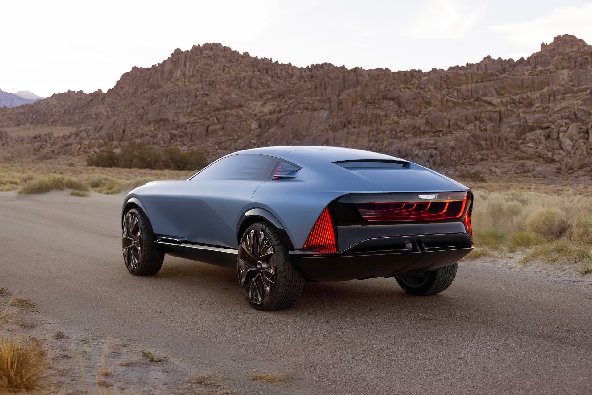 Cover Image for Cadillac präsentiert Elektro-Wüstenauto als Konzept