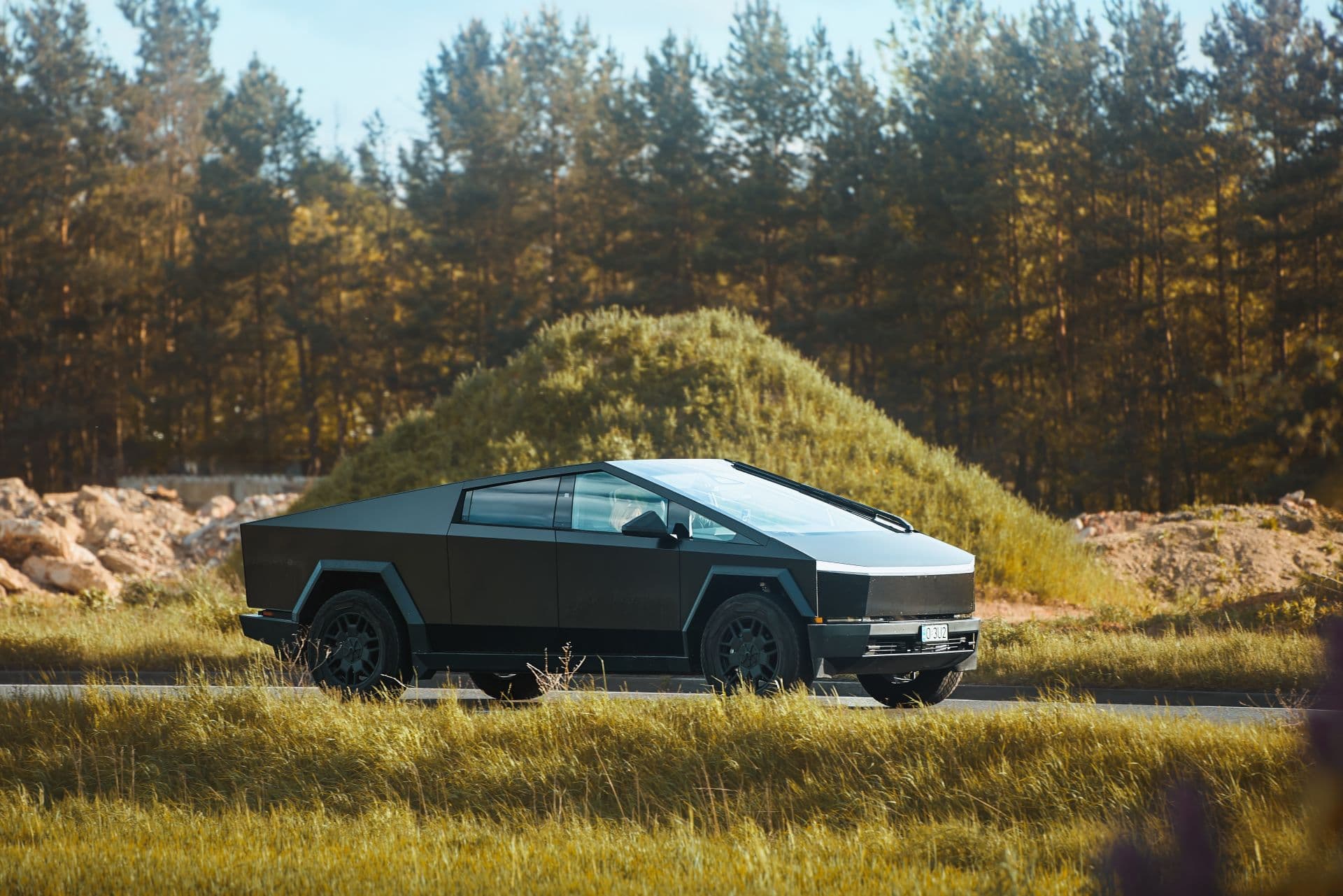 Cover Image for Plant Tesla einen kompakteren Elektro-Pick-up?