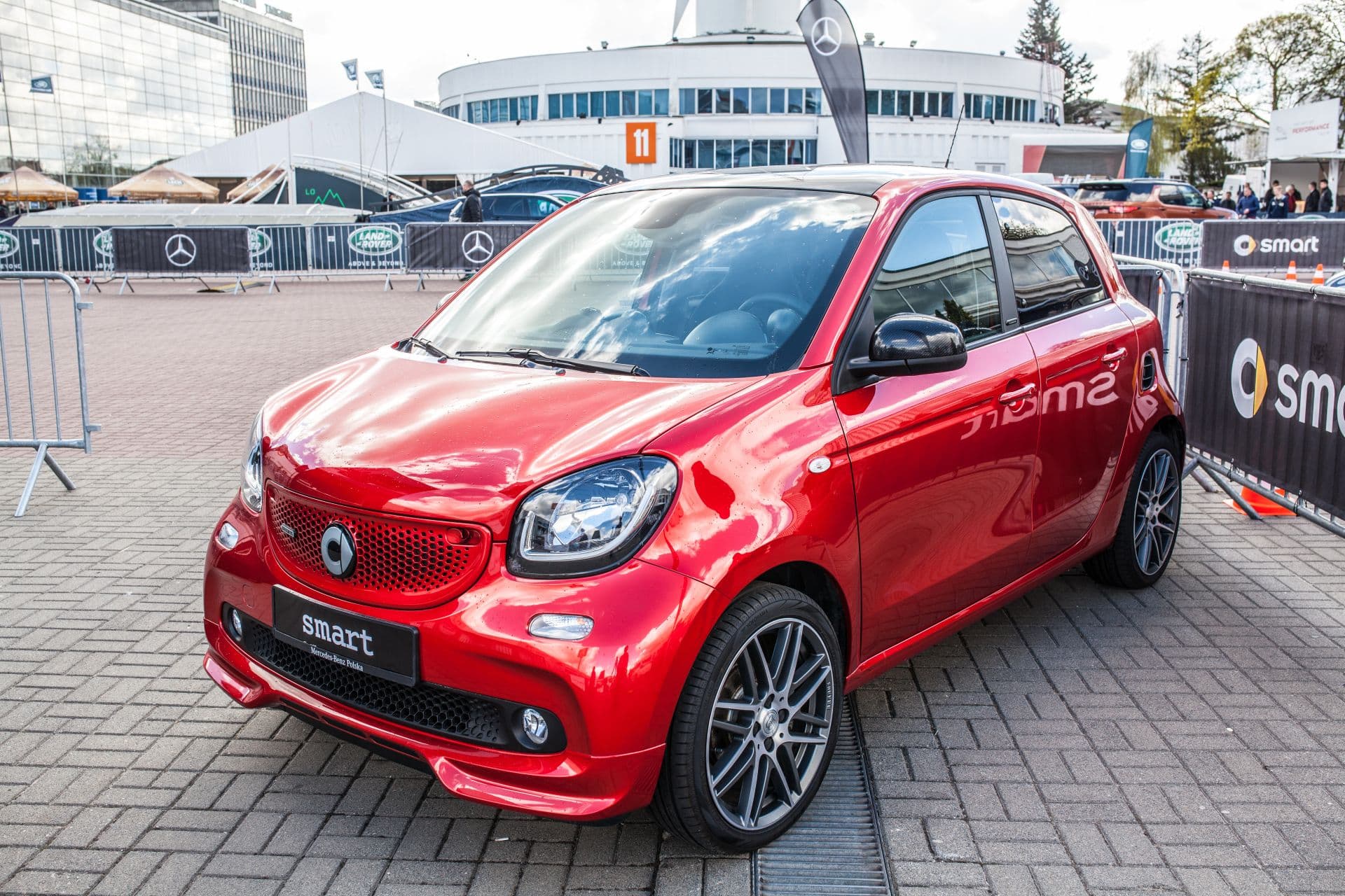 Cover Image for Smart stoppt Gerüchte um neuen #4 als Forfour-Nachfolger