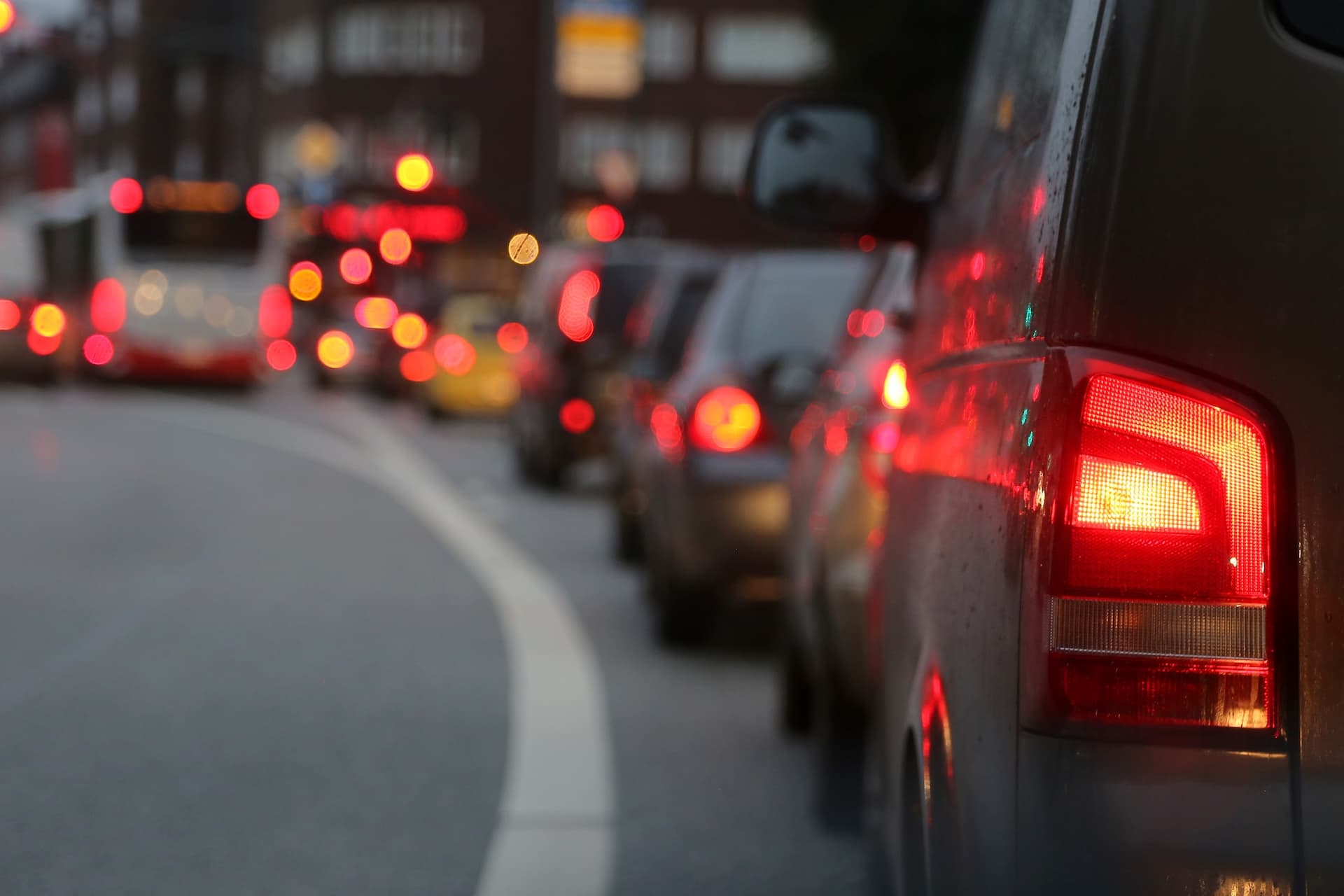 Cover Image for Nachhaltigkeit im Verkehrssektor kommt nicht voran