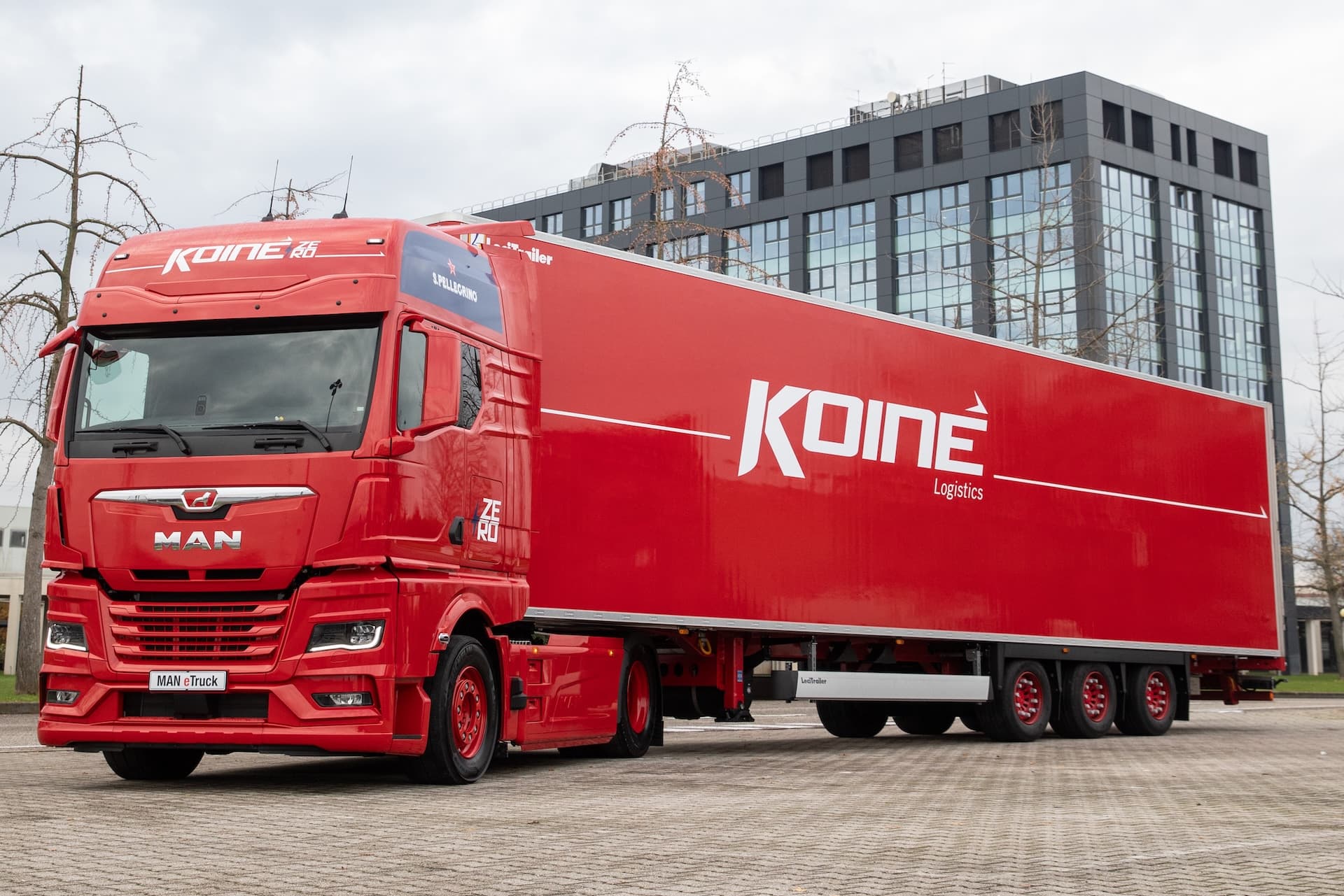 Cover Image for 50 E-Lkw geplant: Sanpellegrino kommt jetzt rein elektrisch