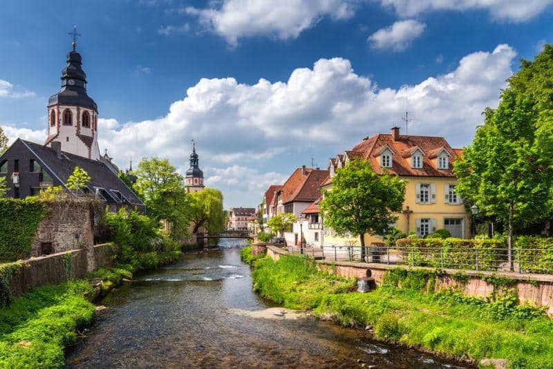 Baden-Württemberg stockt E-Bus-Förderung auf