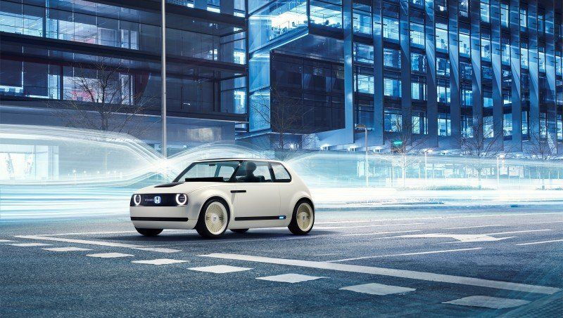Urban EV Concept auf der Straße