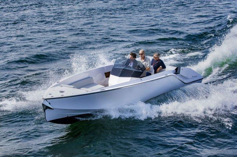 Torqeedo: Segelboot ohne Segel dafür mit E-Antrieb