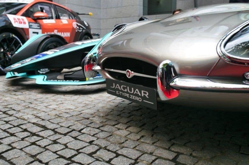 Jaguar Panasonic Racing in der Britischen Botschaft