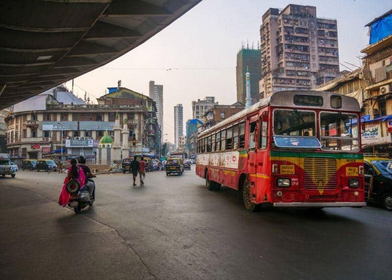 Indien macht sich für Elektrifizierung des Verkehrs stark