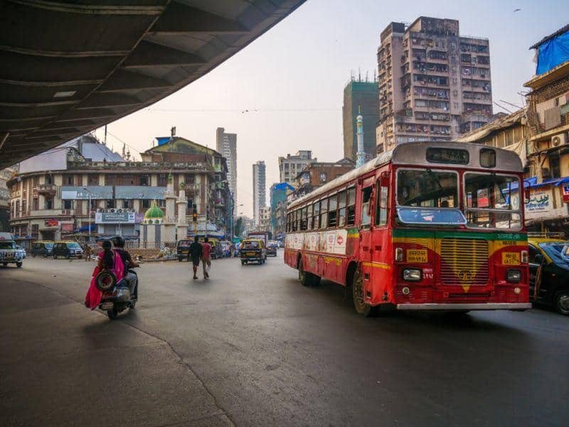 Indien macht sich für Elektrifizierung des Verkehrs stark