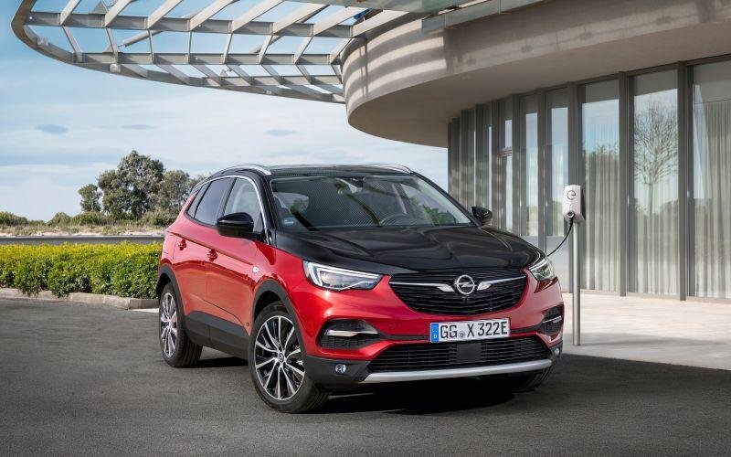 Opel Corsa-e und Grandland X Hybrid4 jetzt mit Umweltbonus