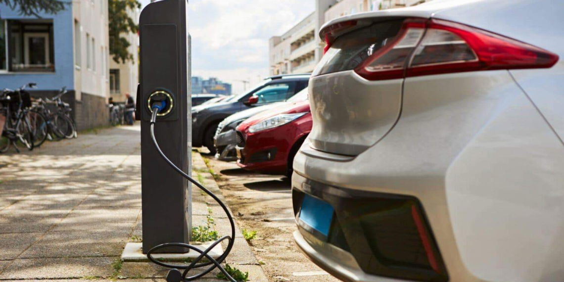BJEV setzt auf Wechselstation für E-Autos