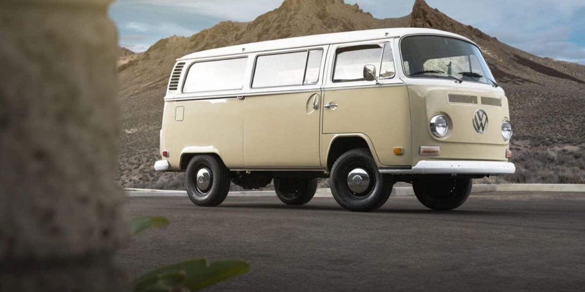Elektifizierter 1972 Volkswagen Typ 2 Bus zeigt Potenzial des e-Golf-Antriebsstrangs in Oldtimern
