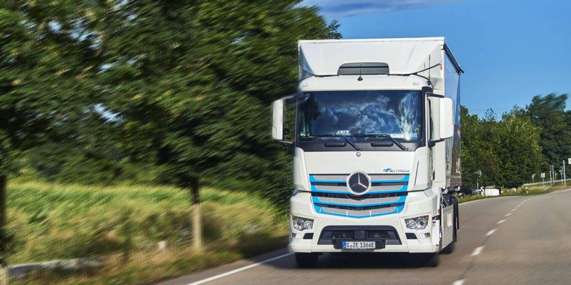 Mercedes bringt vollelektrisches Abfallsammelfahrzeug eEconic ab 2022 auf die Straße