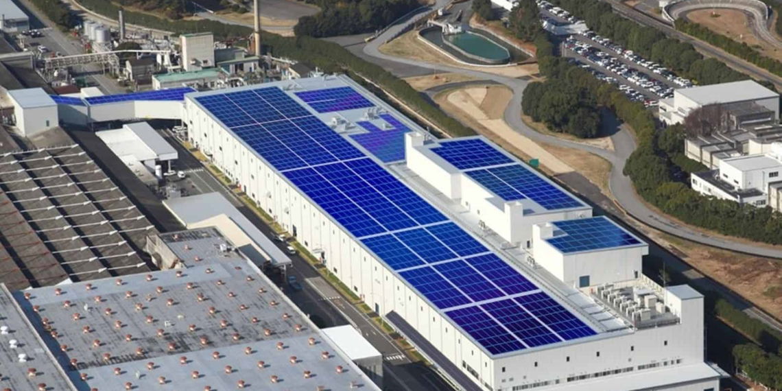 Mitsubishi setzt auf Altbatterien als Energiespeicher für Fotovoltaikanlage in Japan