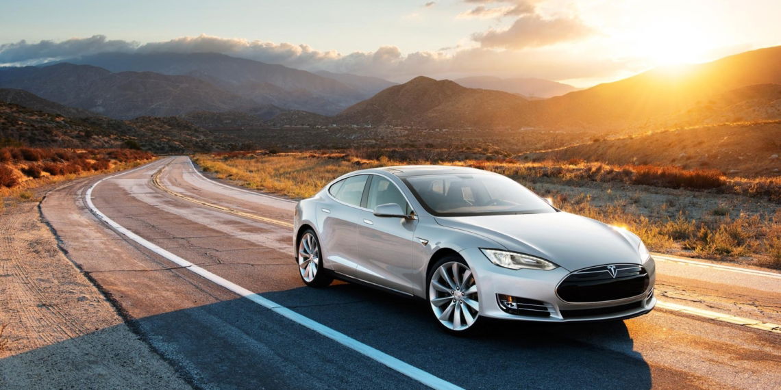 Tesla, Toyota und deutsche Hersteller trotzen rückläufigem Pkw-Markt