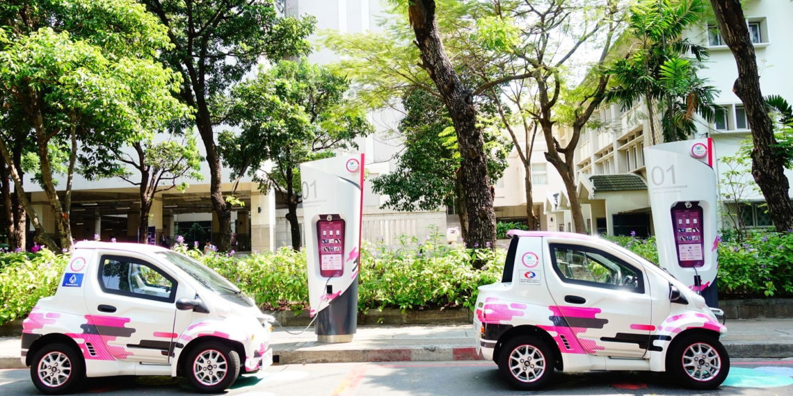 Toyota entwickelt Elektroauto mit Mehrweg-Batterie für Hausgebrauch