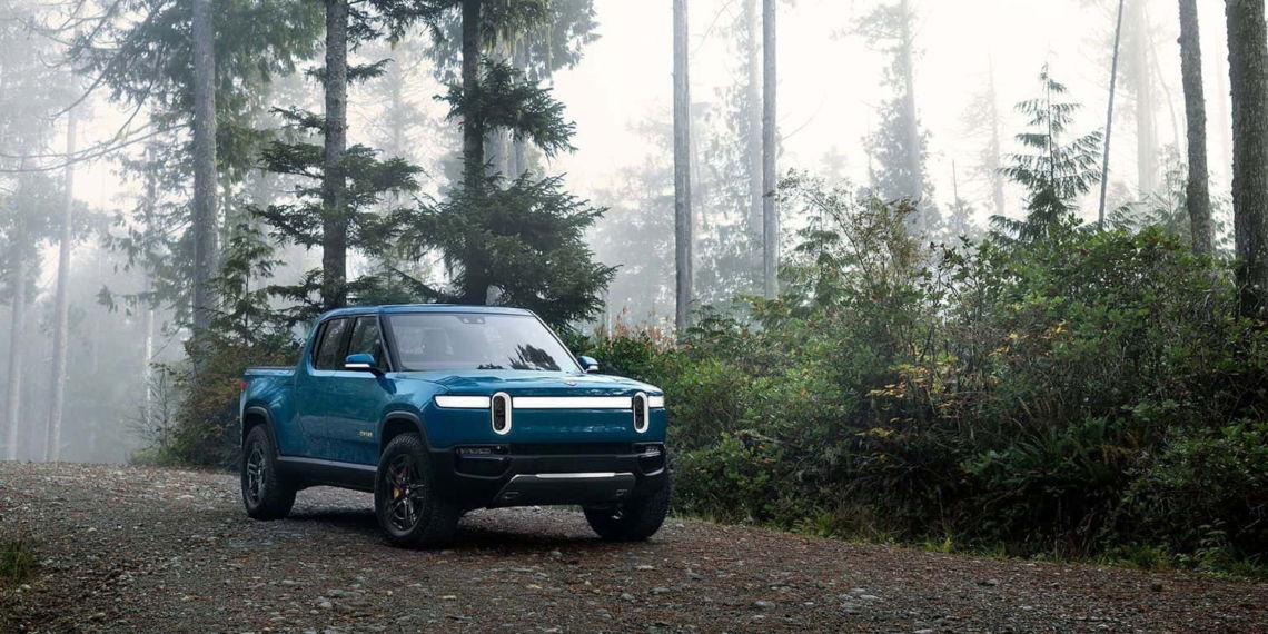Rivian Adventure Network: Ex-Tesla-Mitarbeiter verpflichtet, um eigenes Supercharger-Netzwerk aufzubauen