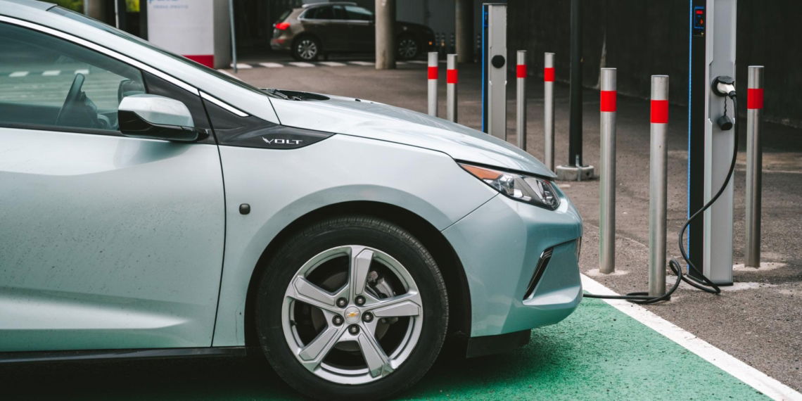 VDA untersucht tatsächliche Umweltbilanz von Plug-in-Hybriden