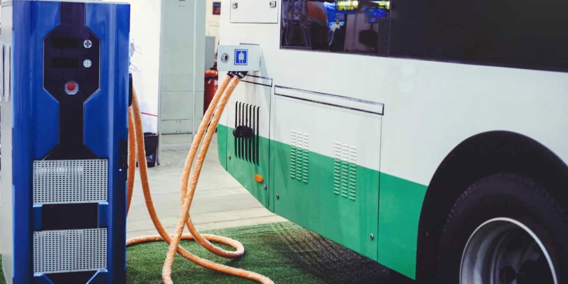 Wachstumsmarkt E-Busse: Bis 2040 sollen 70% aller Busse elektrisch fahren