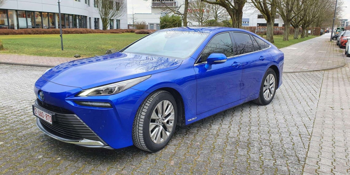 Neuer Toyota Mirai (2. Generation) verspricht "Tröpfchenweise Zukunft"