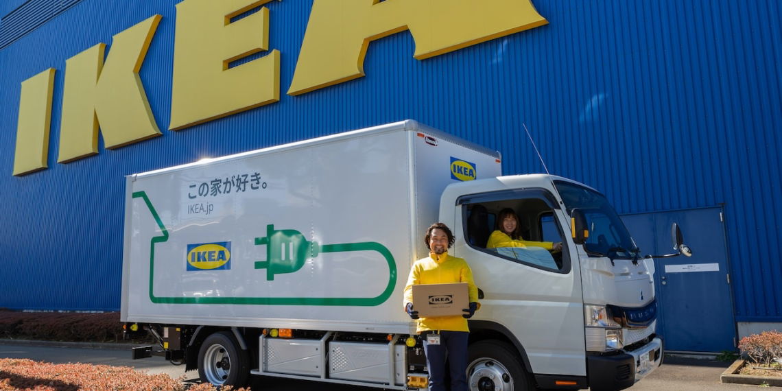 Fuso-Ikea-Elektro-Lkw-eCanter