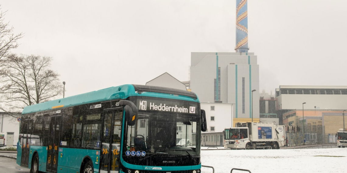 Frankfurt-Elektrobus-M60