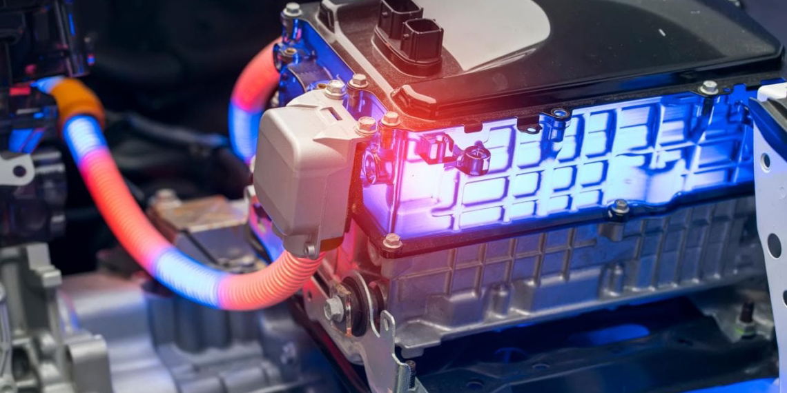 Hochreines Aluminiumoxid auf der Anode soll E-Auto-Batterien deutlich verbessern