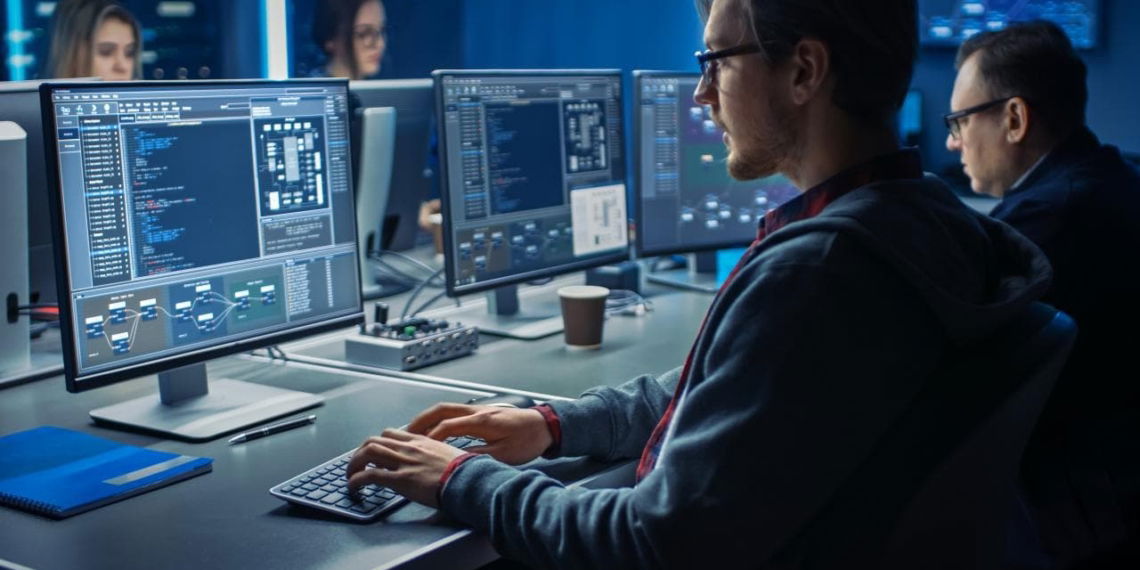 Cyber-Sicherheit: Neue Norm soll "Schwarzladen" erschweren