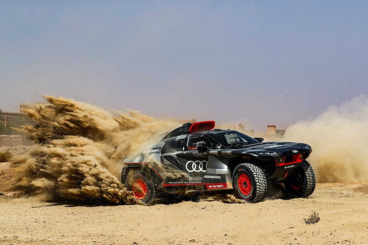 Audi-Elektroauto-RS-Q-e-tron-Rallye-Dakar